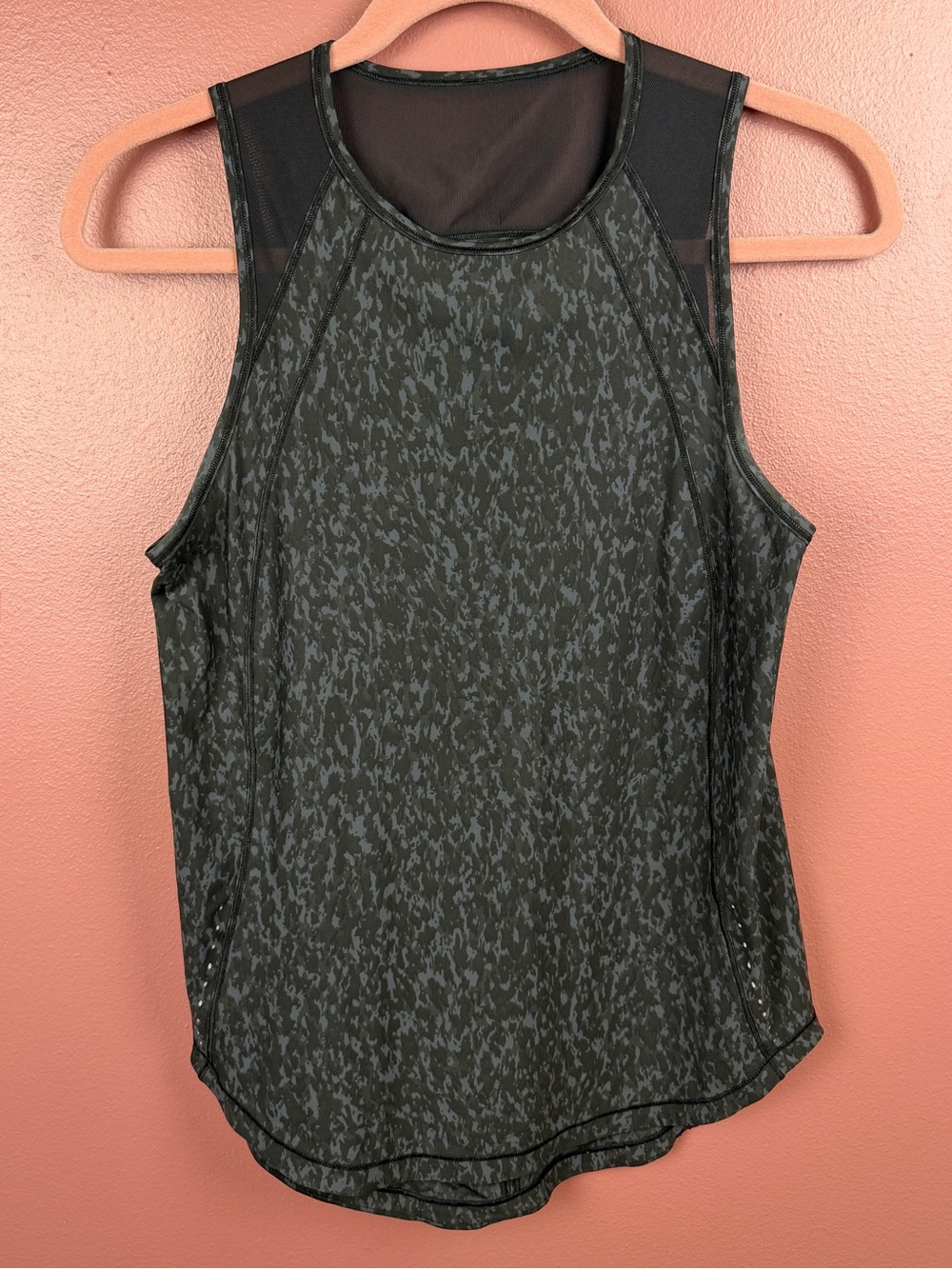 Lululemon Sculpt Tank in Animal Print with Mesh Detail Size 6